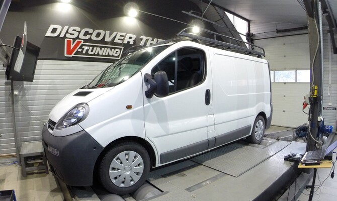 Opel Vivaro 1.9CDTi 100KM